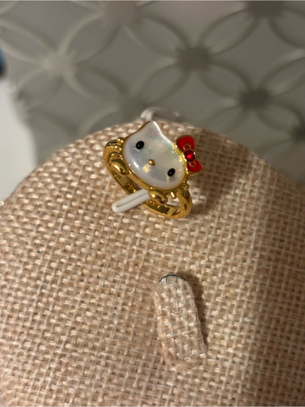 Hello Kitty Gold Tone Ring with White Enamel Face and Red Bow - - Picture 2 of 4